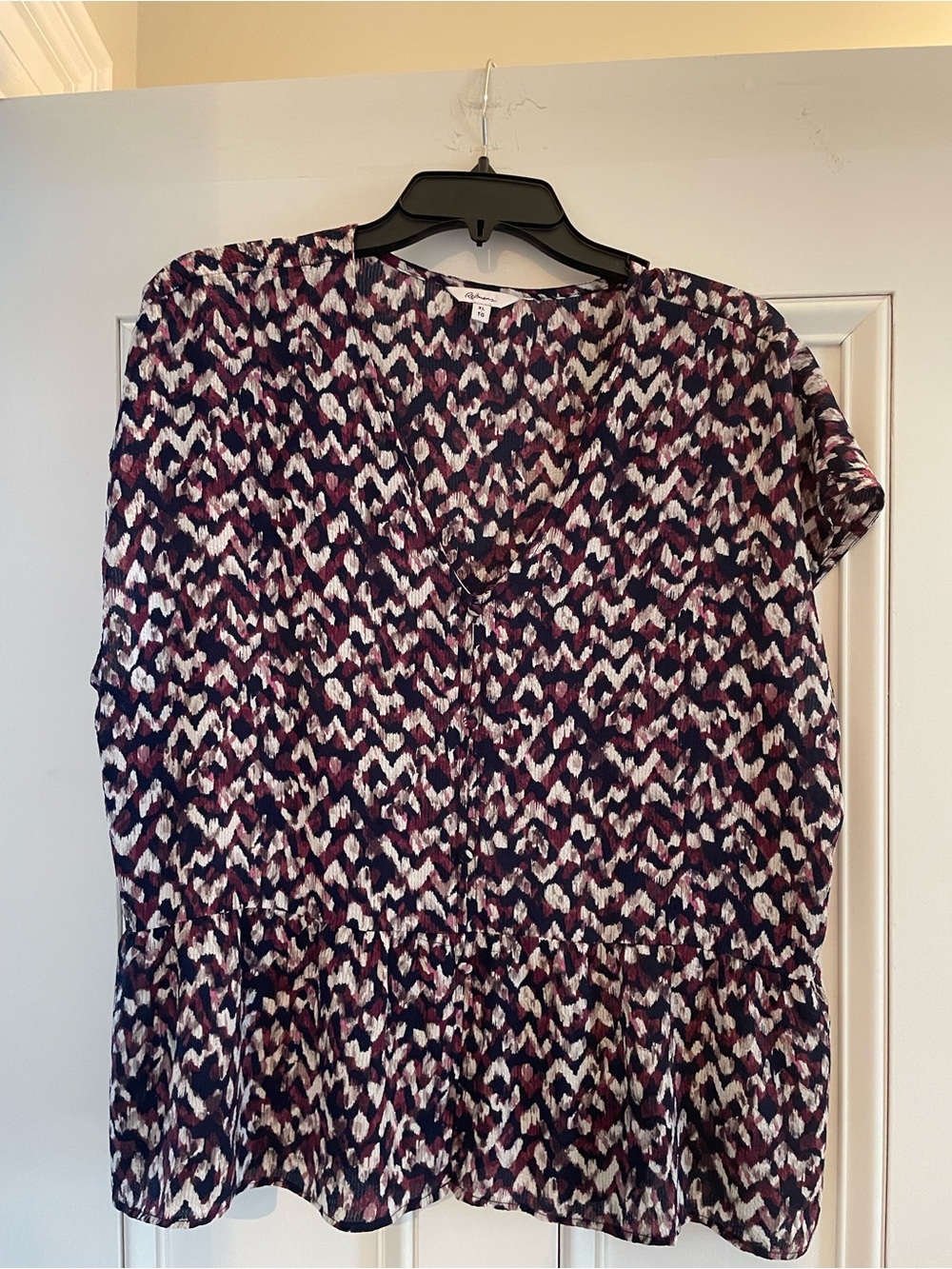 Reitmans Navy, Plum & White Abstract Print Blouse, Size XL